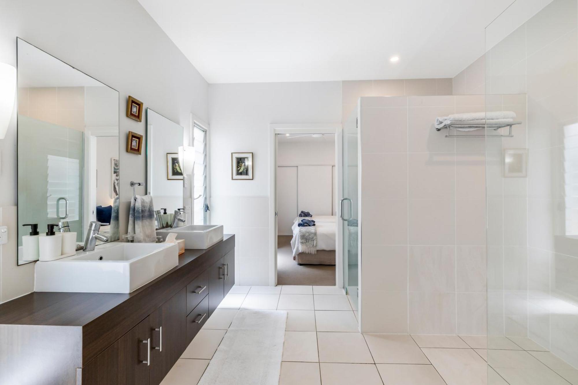 On Esplanade Own Flat & Pool, Manly Cafe Precinct Apartment Brisbane Exterior foto